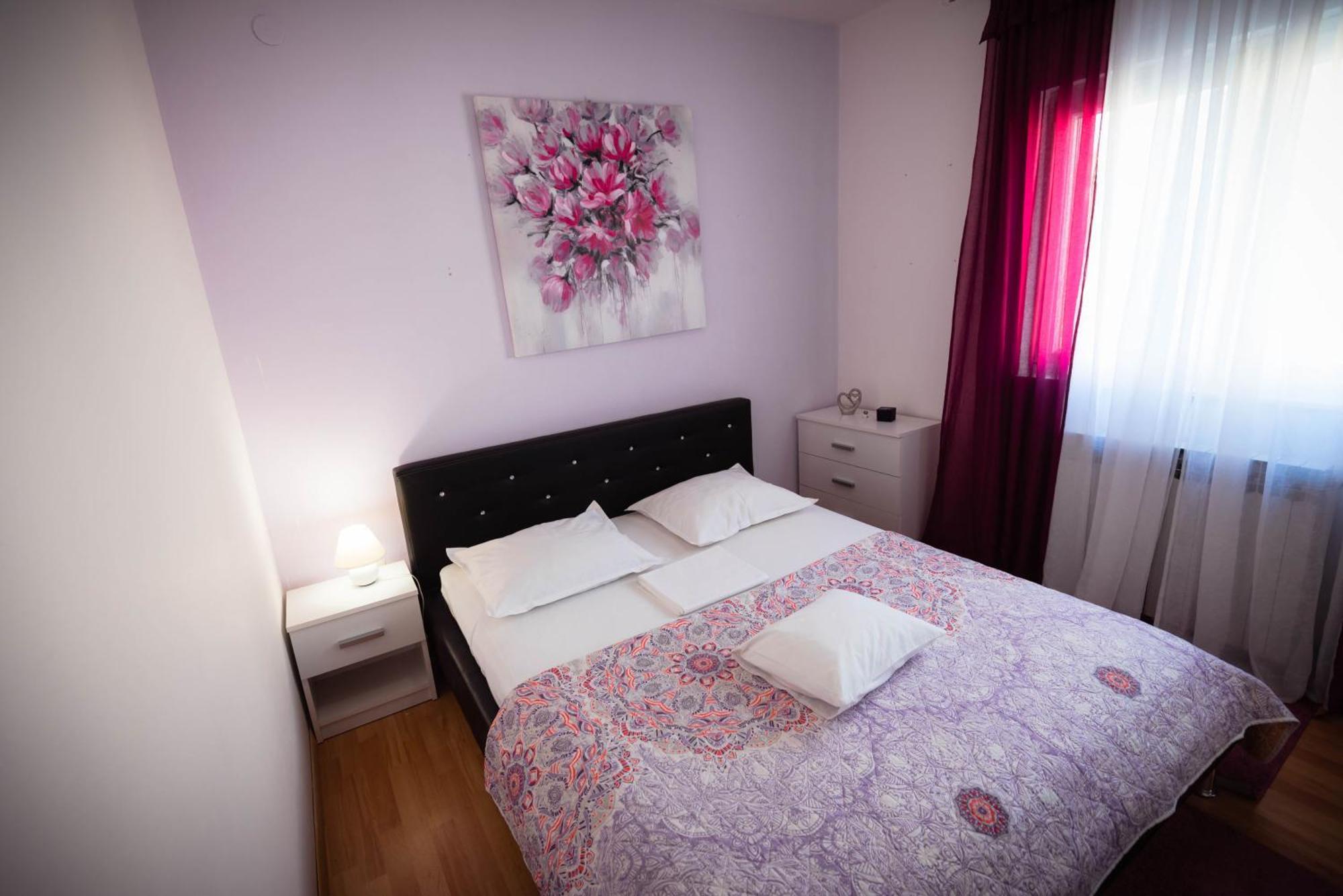 Apartmani Bare I Danica Grebastica Room photo